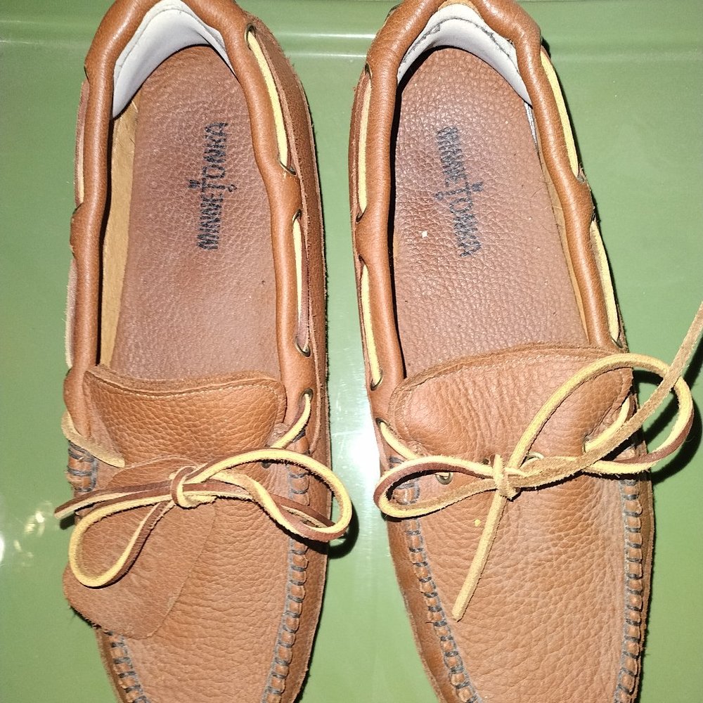 MINNETONKA Moosehide Weekender Leather size 10.5